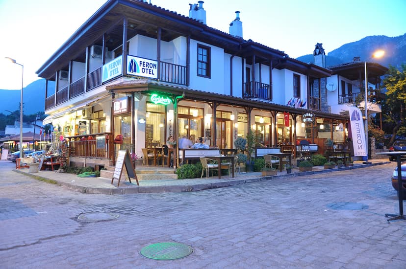 Feron Otel Kahvaltı Salonu Akyaka Tatil Feron Otel Kahvaltı Salonu ve Yemek Masaları