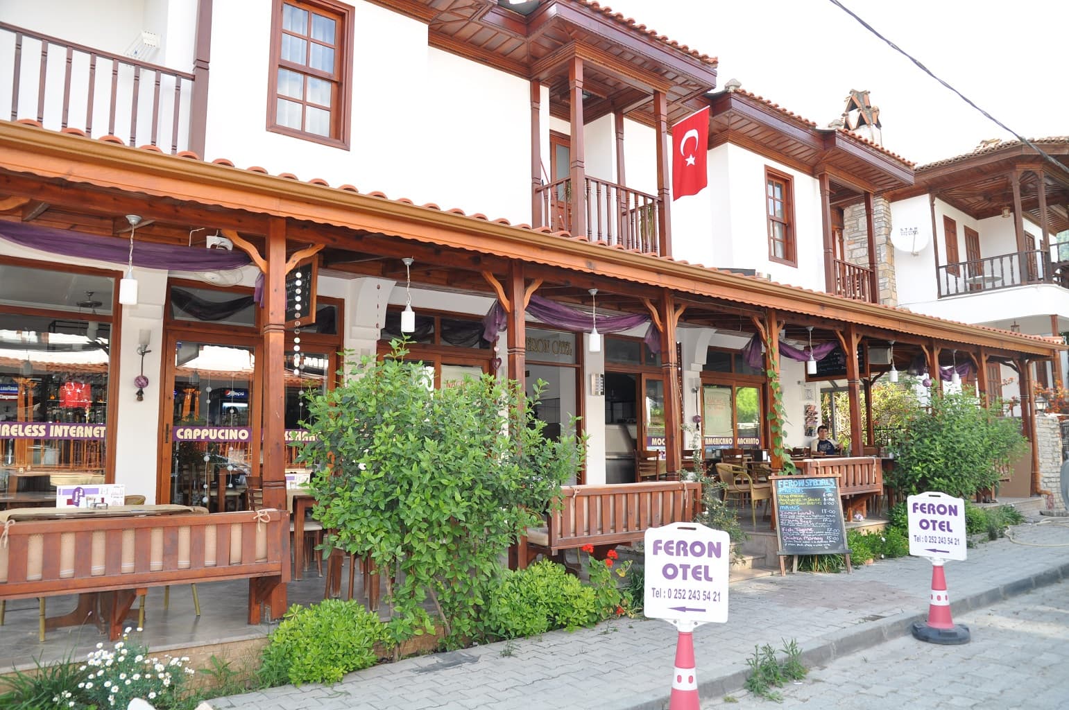 Azmak Çayı Hakkında Bilmeniz Gereken Her Şey — 2025 Gezi Rehberi